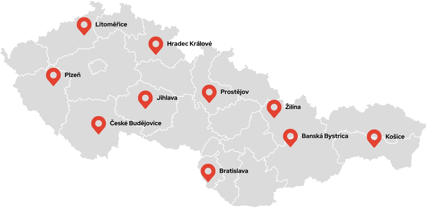 Mapa České republiky a Slovenska s vyznačenými městy Litoměřice, Hradec Králové, Písek, Jihlava, České Budějovice, Prostějov, Žilina, Banská Bystrica a Košice, kde firma provádí sanace krovů.